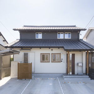 コンパクトな二世帯住宅で楽しく暮らす自然素材の家　浜松市西区  S様邸