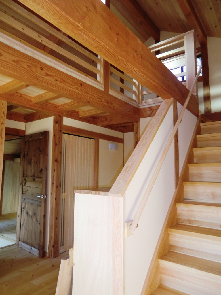 屋根裏 ロフト ニュース ブログ 浜松市で地震に強い家や木の家のことなら田畑工事 屋根裏 ロフト ニュース ブログ 浜松市で地震に強い家や木の家のことなら田畑工事