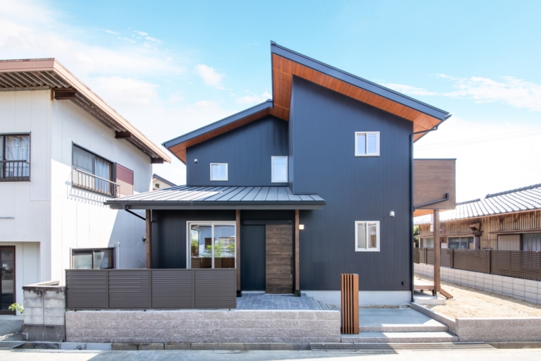 融合型ライフスタイルの二世帯住宅（磐田市）
